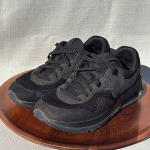 Nike Air Max Motif Black/Black/Anthracite Grade School Boys' Shoe